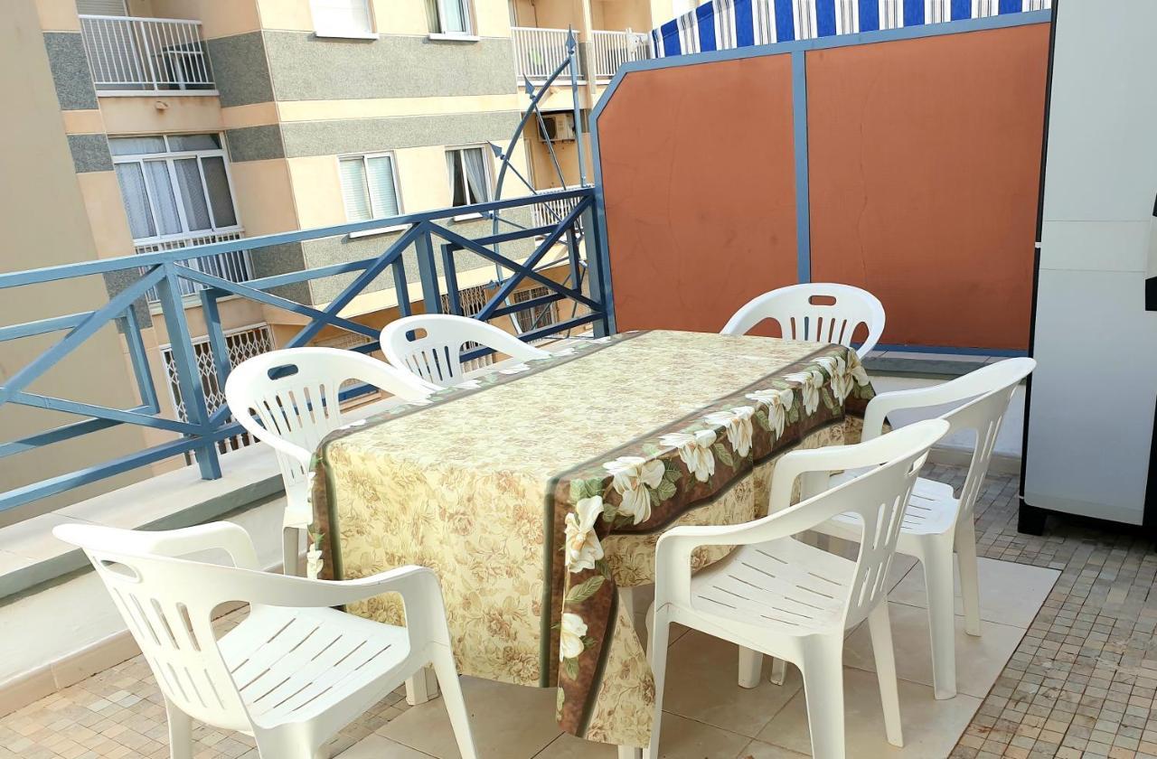 Penthouse Residencial Virginia Apartment Торевиеха Екстериор снимка
